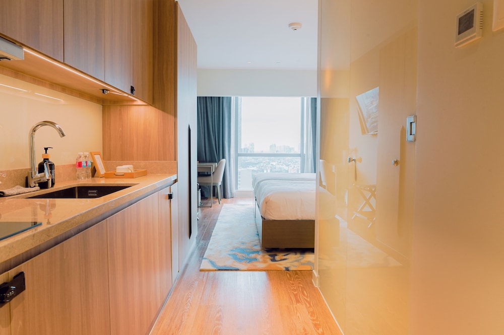 Hotel Residences at Acqua