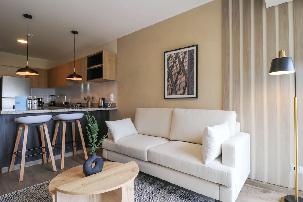 w Grandiose 1BR w Great Balcony in Miraflores
