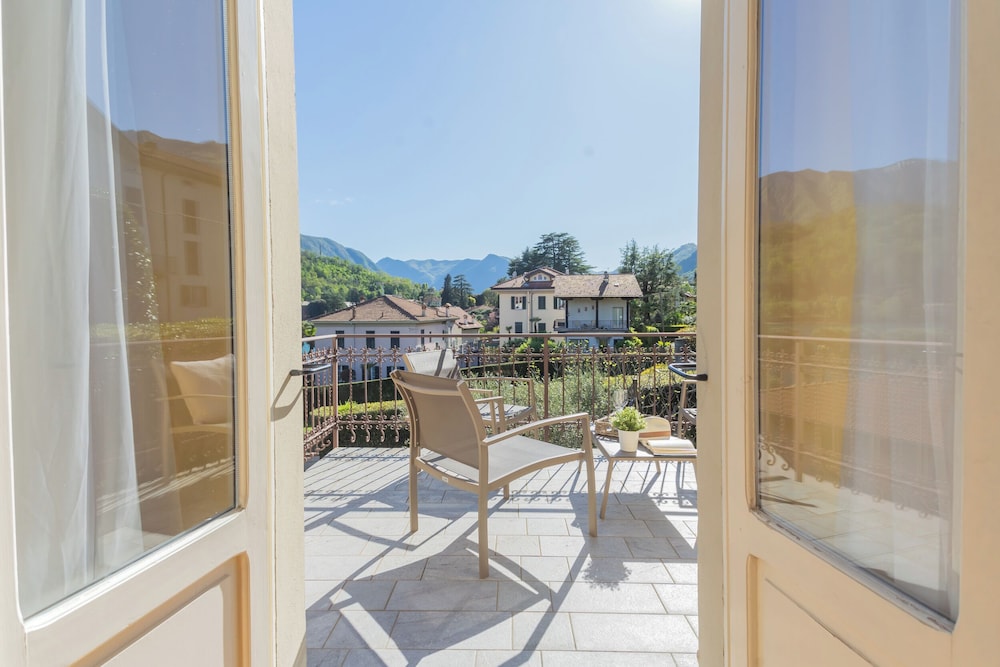Villa Ida by Rent all Como