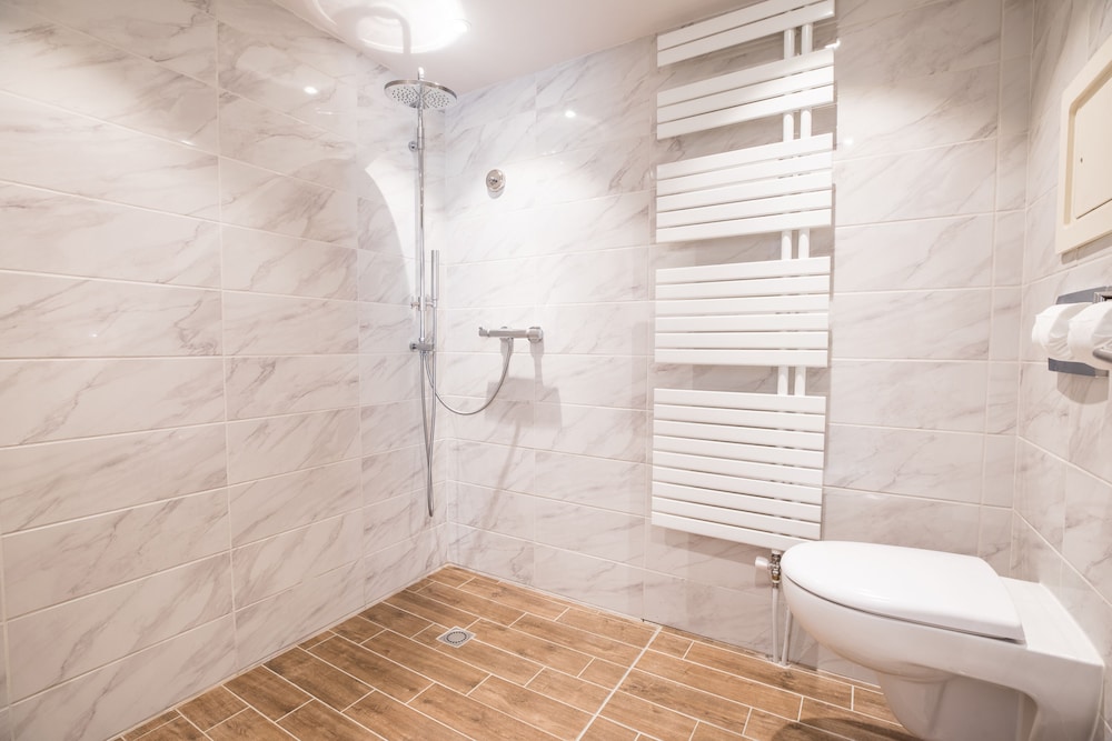 Les Allues Vacations - Madame Vacances Hotel Le Mottaret - Property Image 3