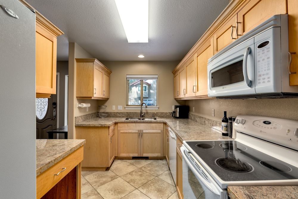 Meadow Chalet 3 Bedroom Townhouse