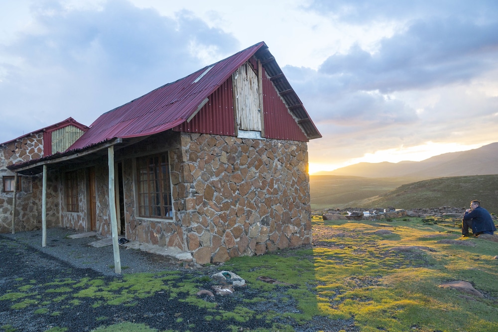 Sani Stone Lodge