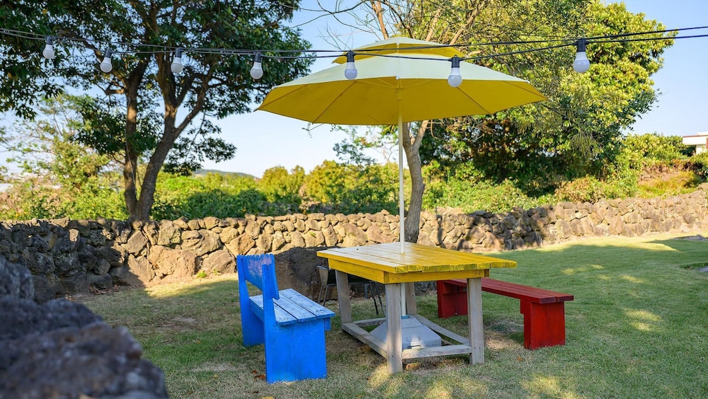 Jeju Motungedoljib Dogchaepension, photo 22