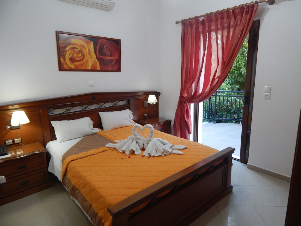 Kaloni village apartments