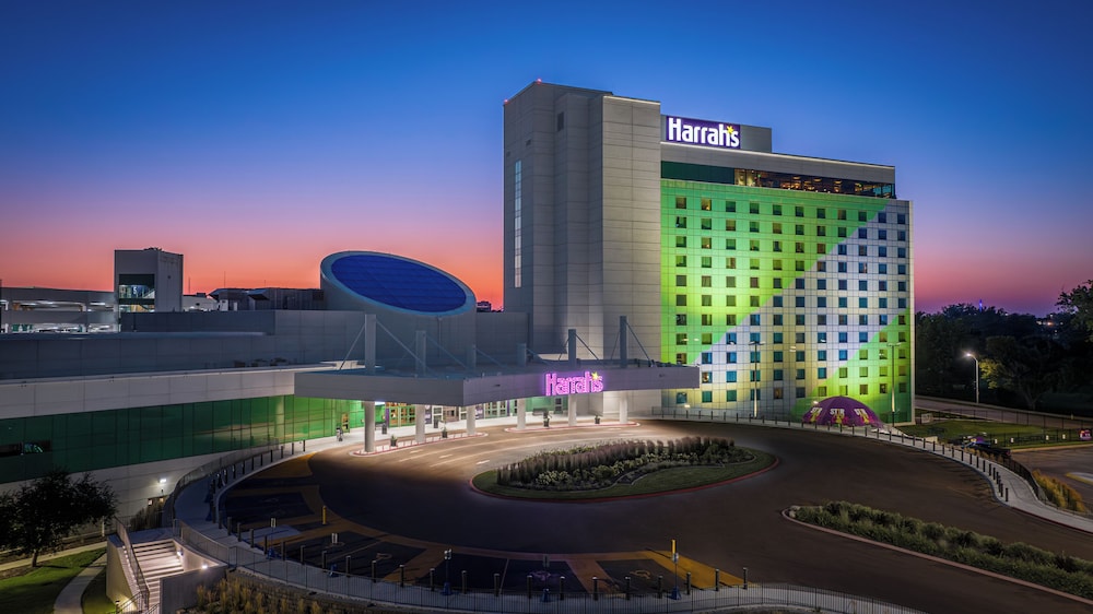Hotel Harrah's Council Bluffs Hotel & Casino - Image 1