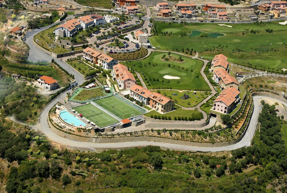 Appartamenti Castellaro view 5