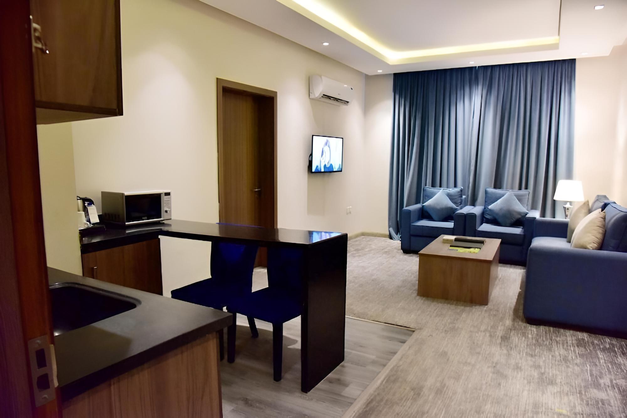 Garden plaza alkhobar view 4