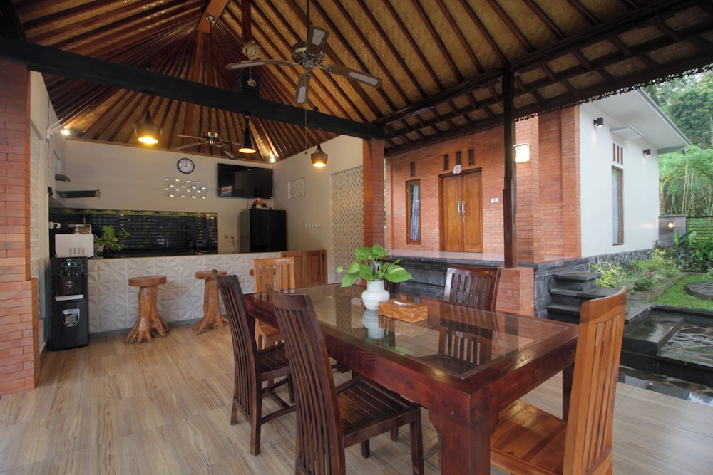 Dhanya Villa Karangasem