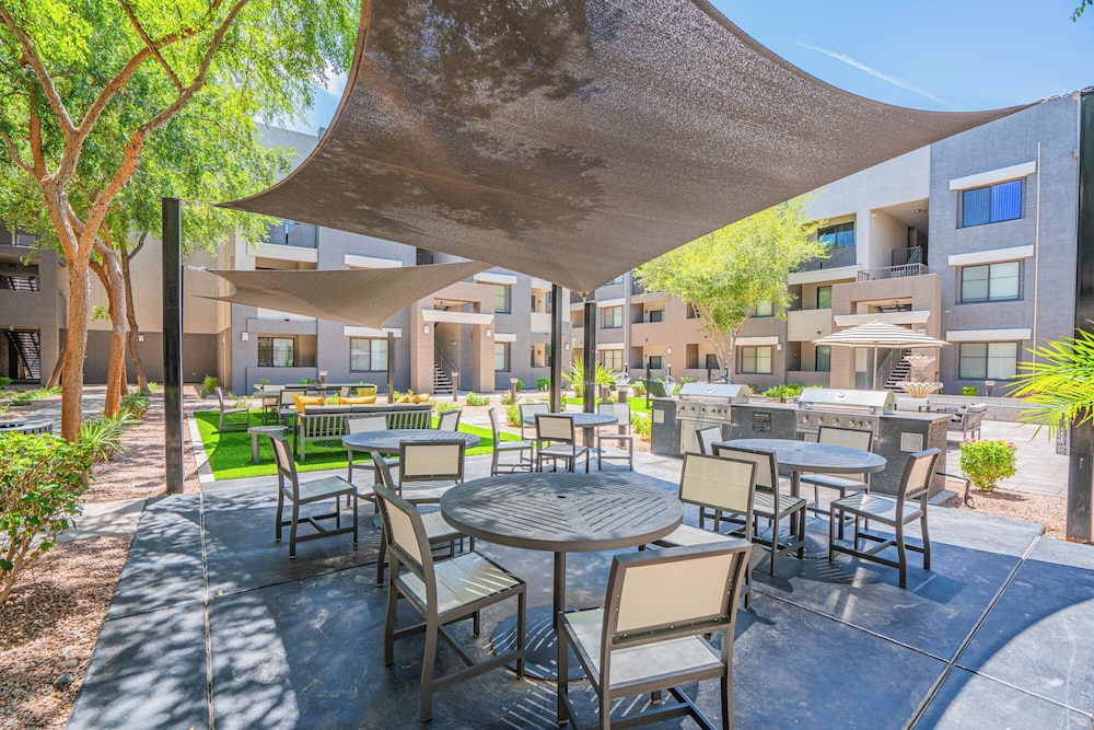 ROVE LIVING/KB - Zone Westgate