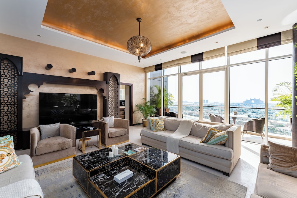 Tiara Residences - Mint Stay