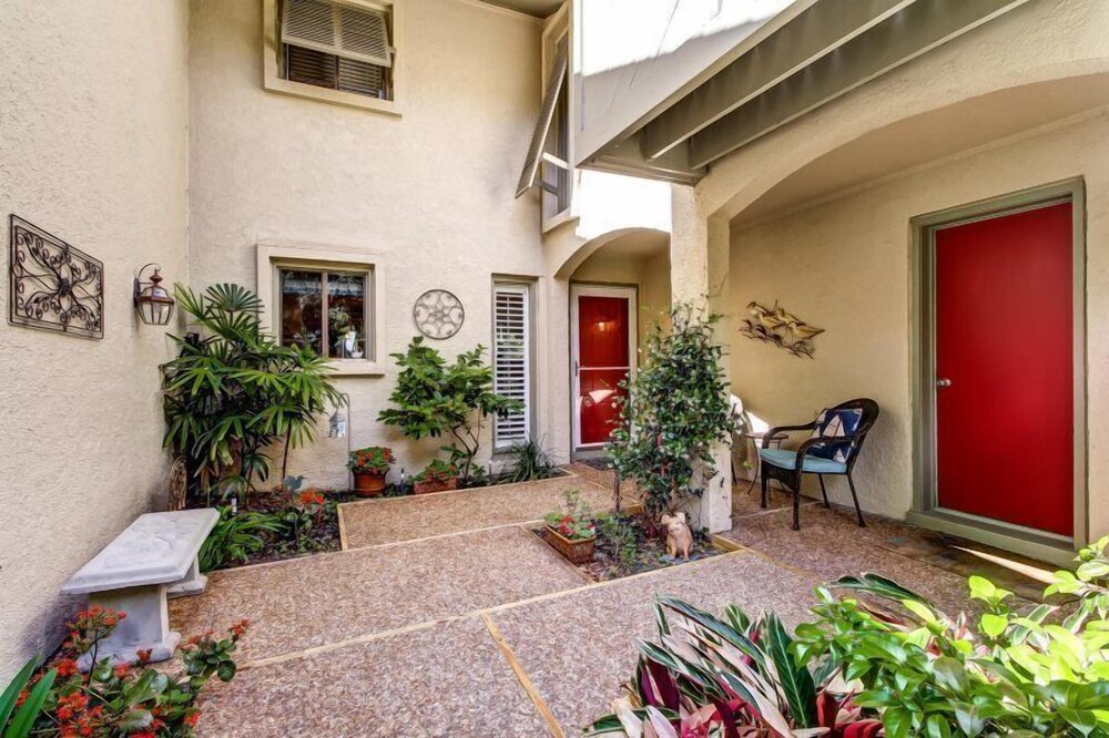 3062-club-villas view 2