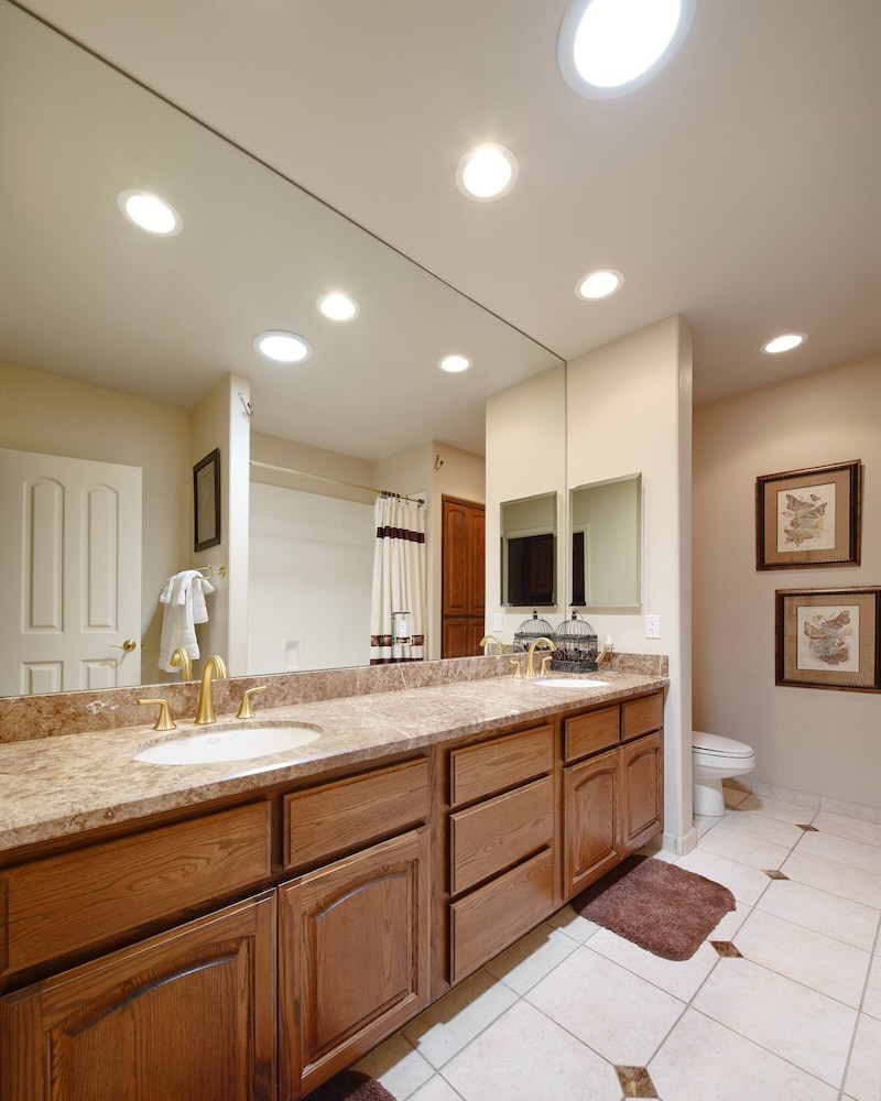 Valley View Villa - Private Pool - Hidden Bedroom