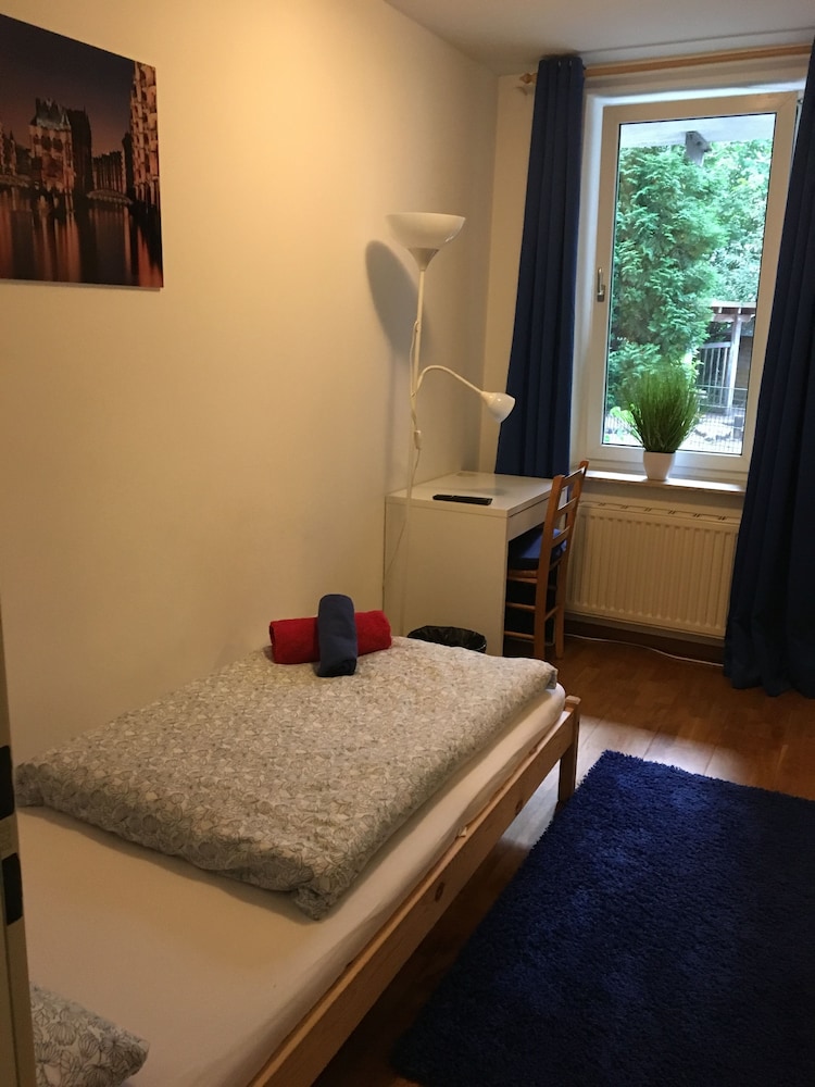 Basement Hamburg - Hostel