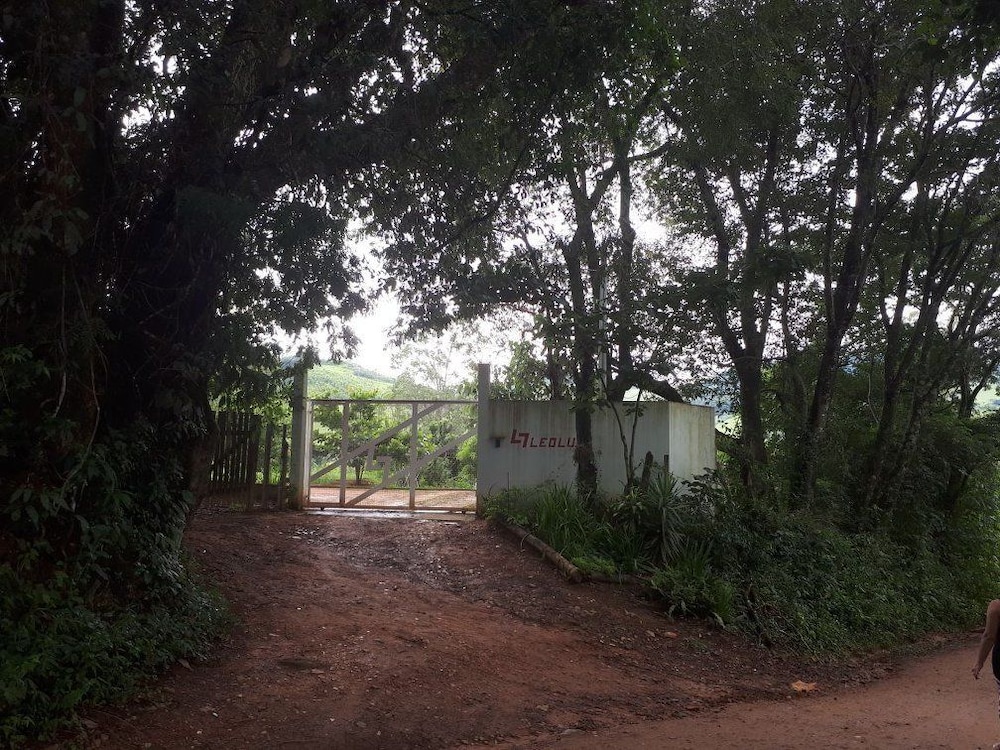 Pousada Leolud