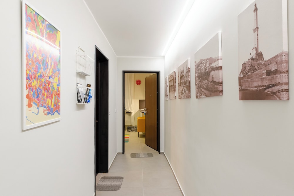Lovely Flat In Genova Historic Center B