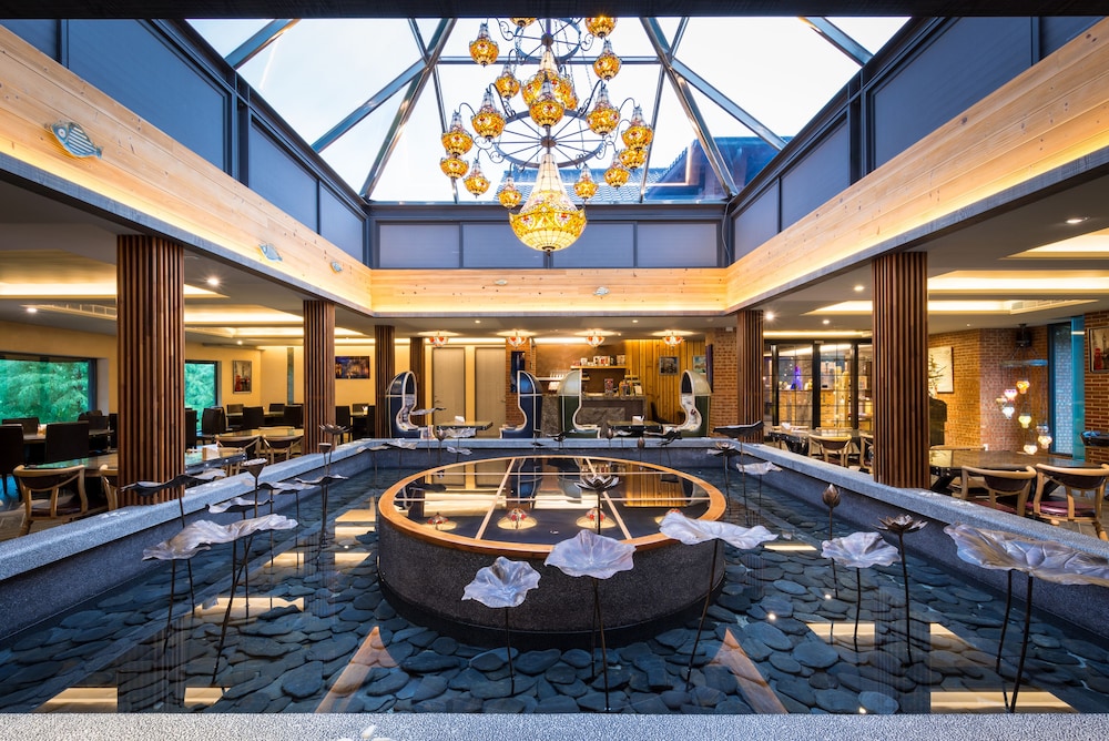 lobby & reception