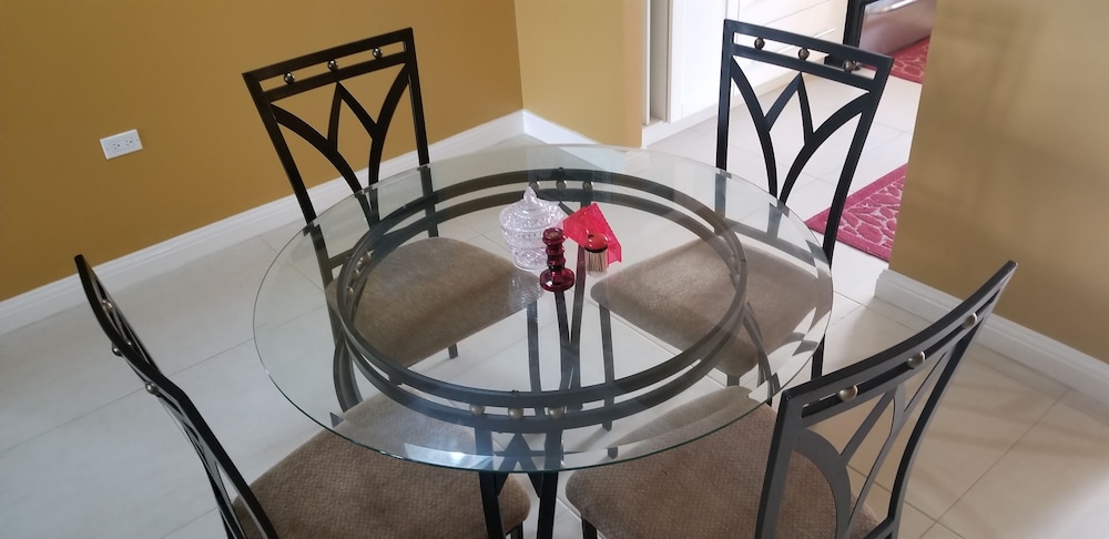 Oceanic View Apartment at Fern Court, photo 75
