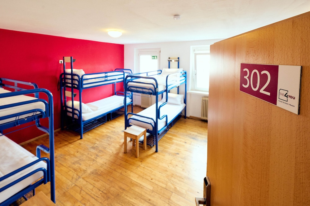 The 4 You Hostel & Hotel