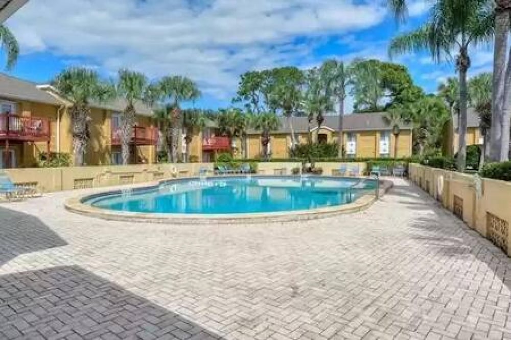 Lovely 3 Bedroom First Floor Condo on Golf Course view 2