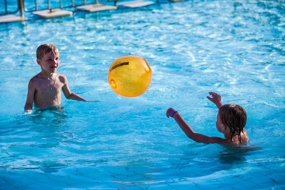 Jaz Makadi Oasis Club