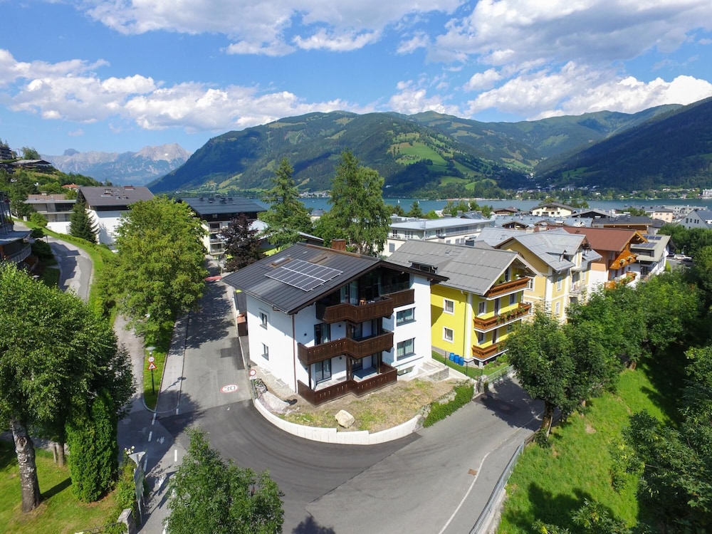 Finest Villa Zell am See Luxury Sauna 12 pax