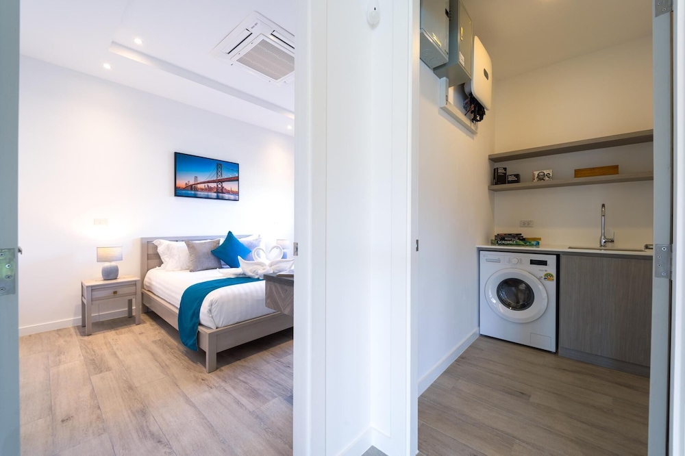 New Modern 3 Bedroom Villa MB35