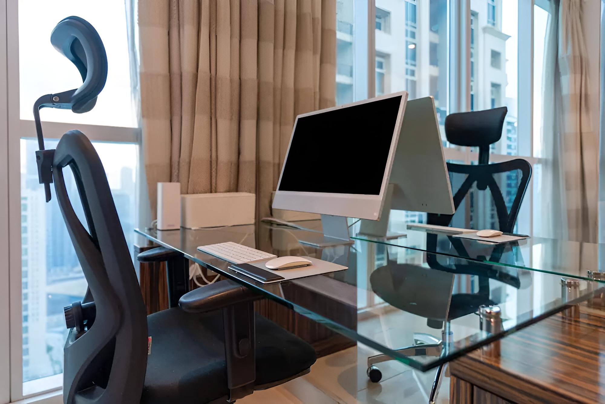 Cozy 2bdr in Jumeirah Lakes Towers