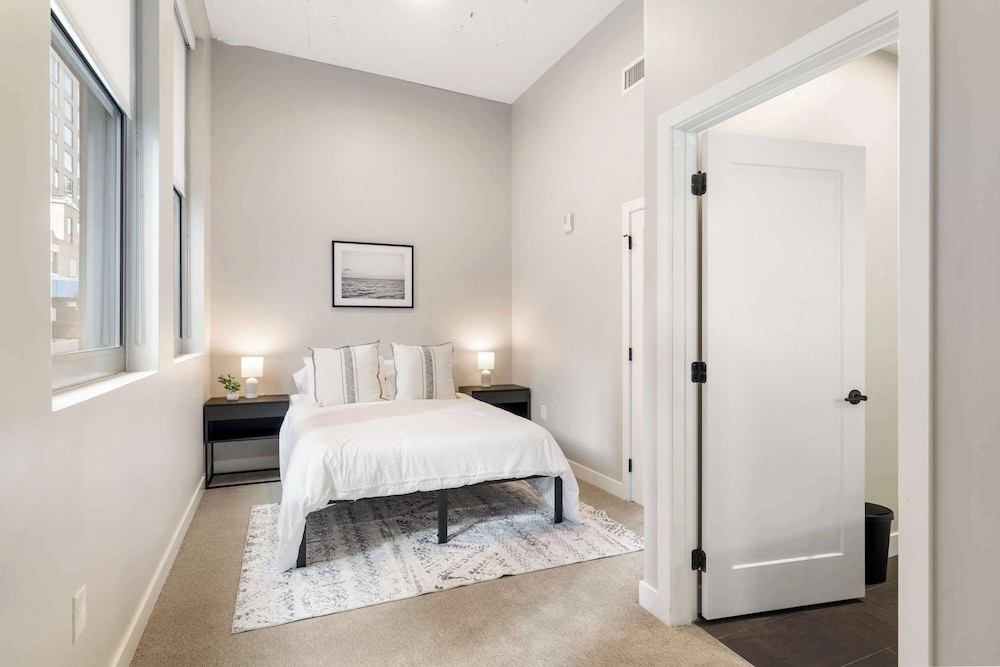 CozySuites at Textile