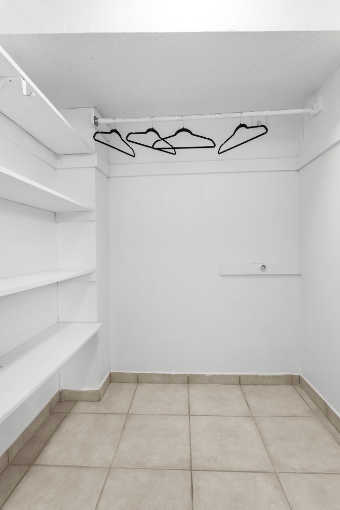 Bay Harbor Sunset Apt 3A