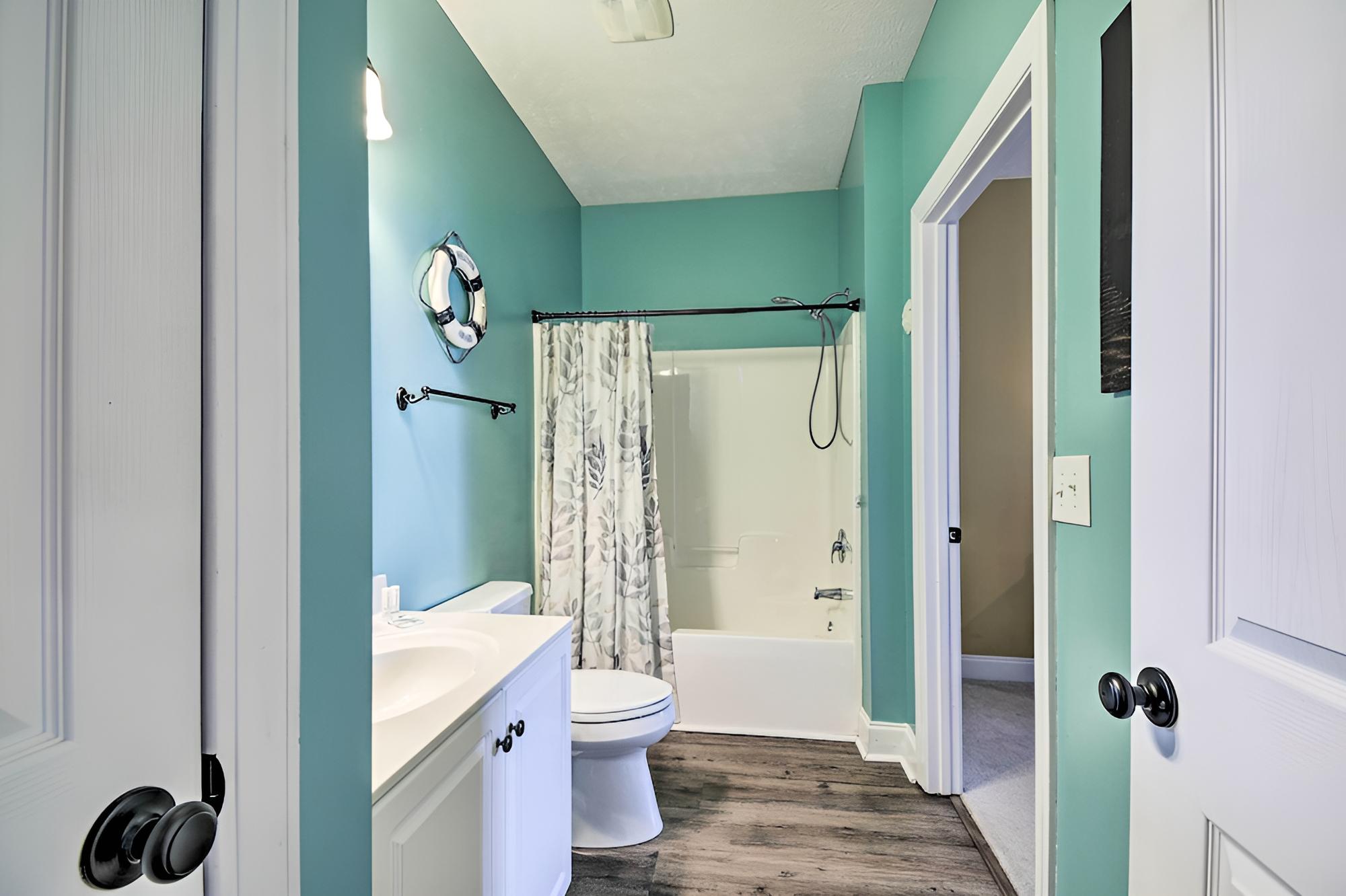 Kid-friendly Condo w/ Grill ~ 5 Mi to Beach view 5
