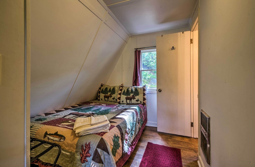 Serene Todd Getaway w/ Private Pond & Creek Views! view 5