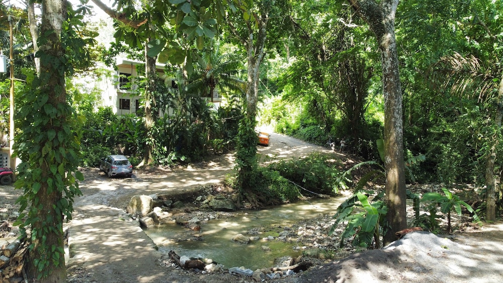 Riverside Apartments