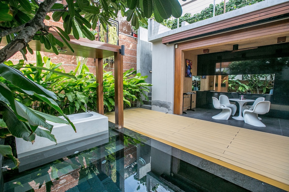 Pavilion Samui Pool Residence