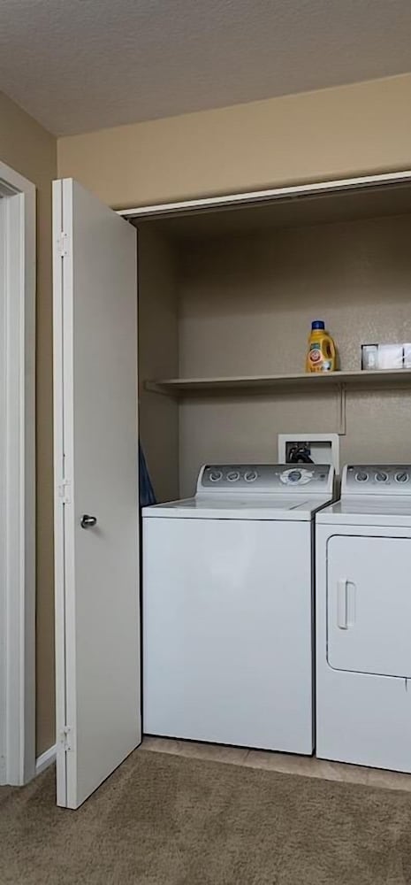 Glendale Getaway By Signature Vacation Rentals