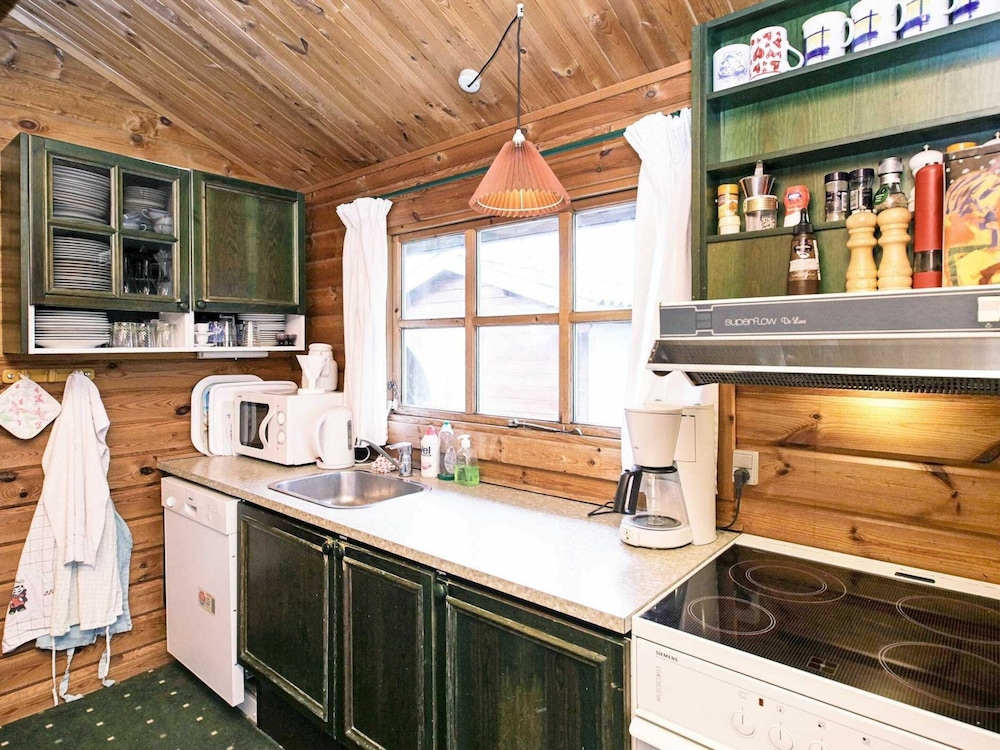 6 Person Holiday Home in Bindslev-by Traum view 4