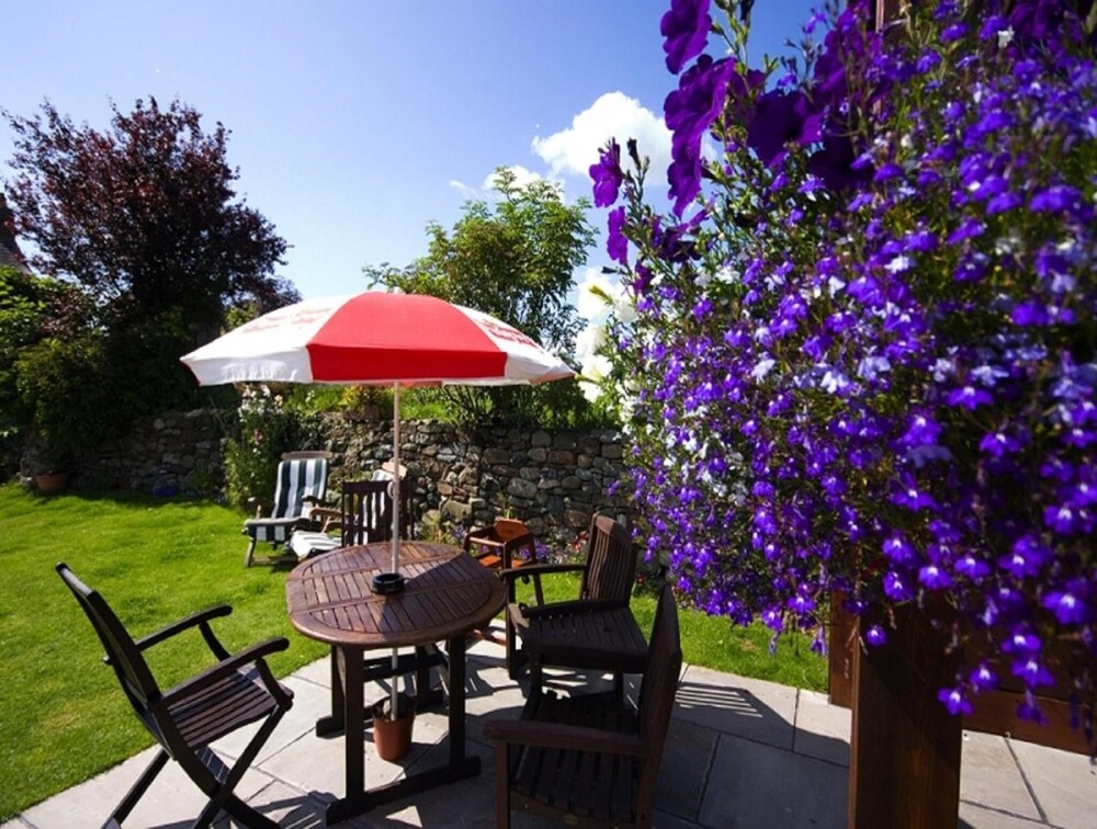 The Black Swan Inn