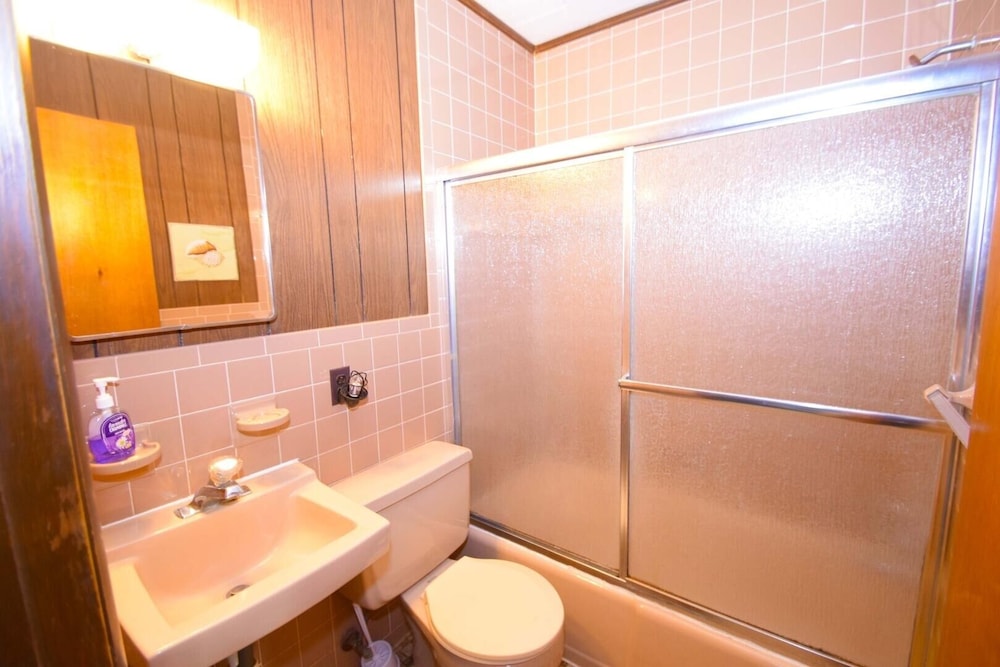 103 79th Street 3 Bedroom Cottage by RedAwning