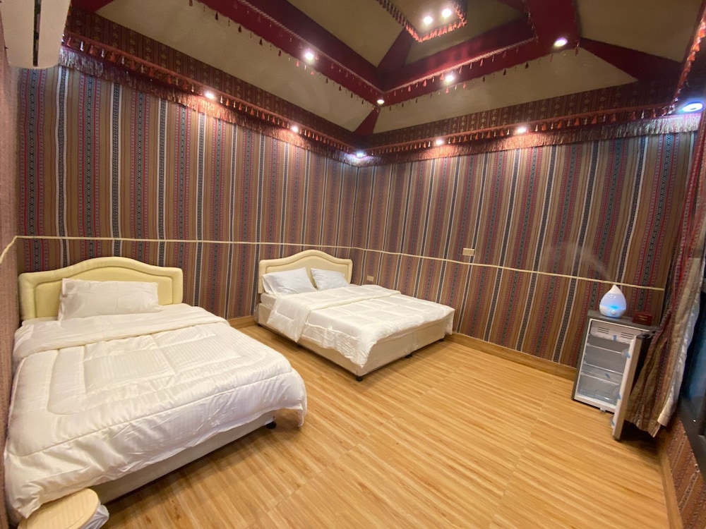 Sun Horizon Chalet