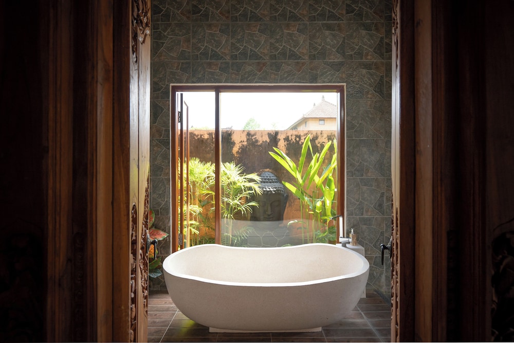 Genie Private Villa by Travellink Bali