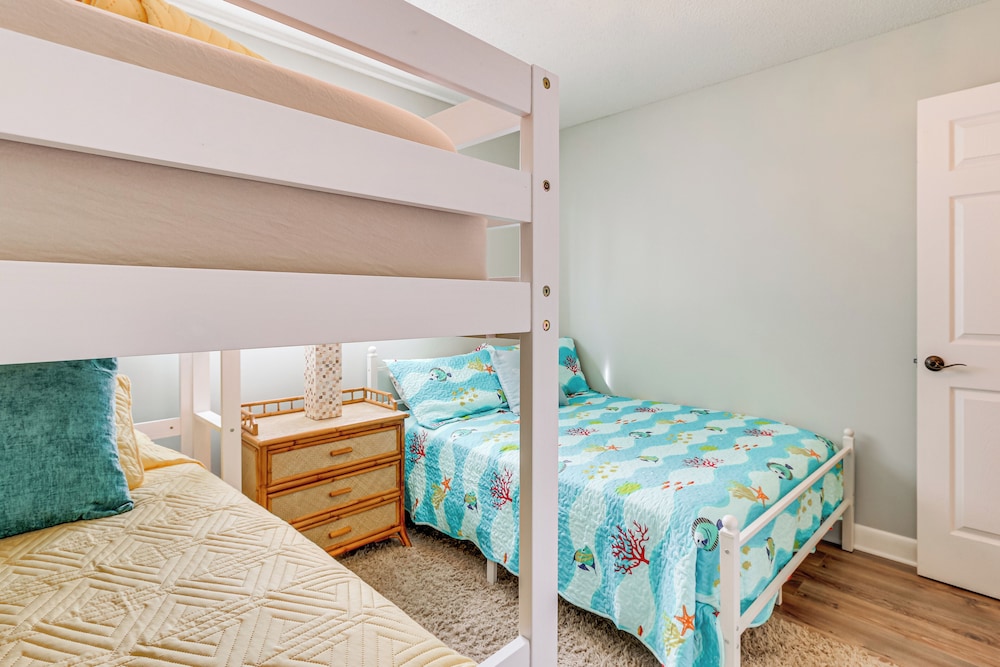 'wright by the Beach': Hilton Head Condo w/ Perks
