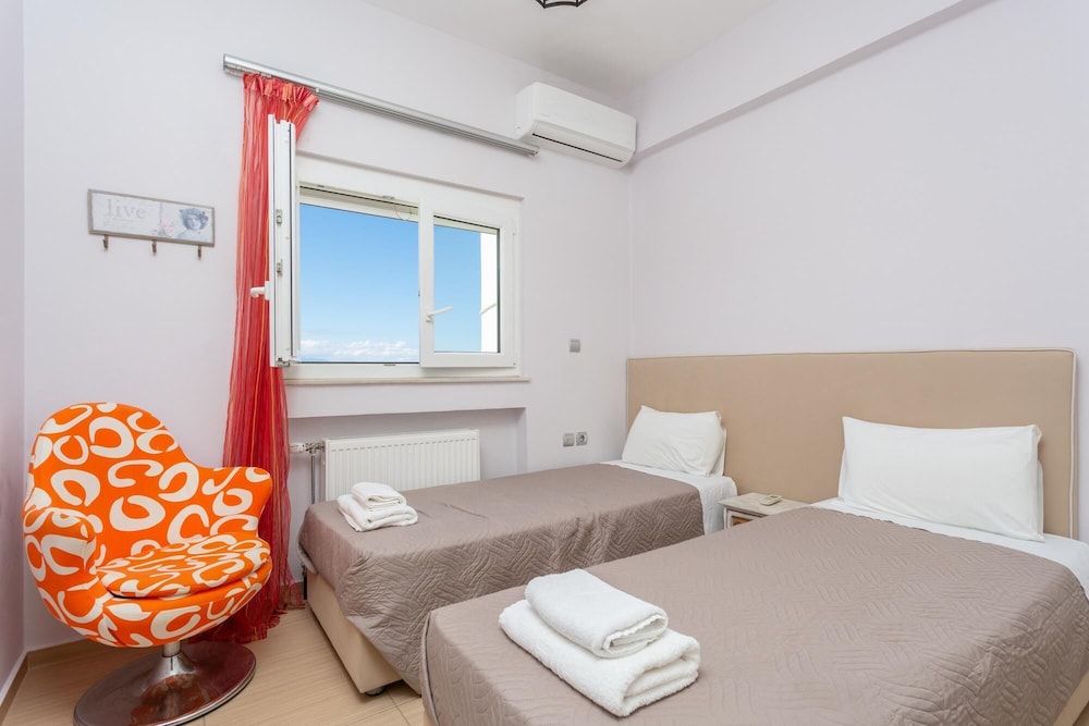 Villa Thetis Large Private Pool Walk to Beach Sea Views A C Wifi Car Not Required Eco-friendl - 2302