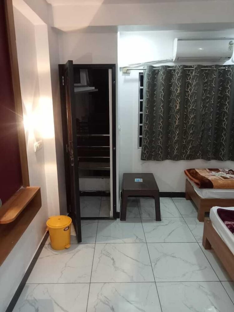 Hotel Rukhmani Residency