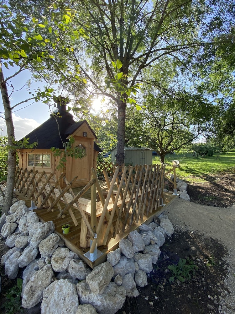 Flo  Marc les hotes de Chouzy-sur-Cisse - Property Image 1