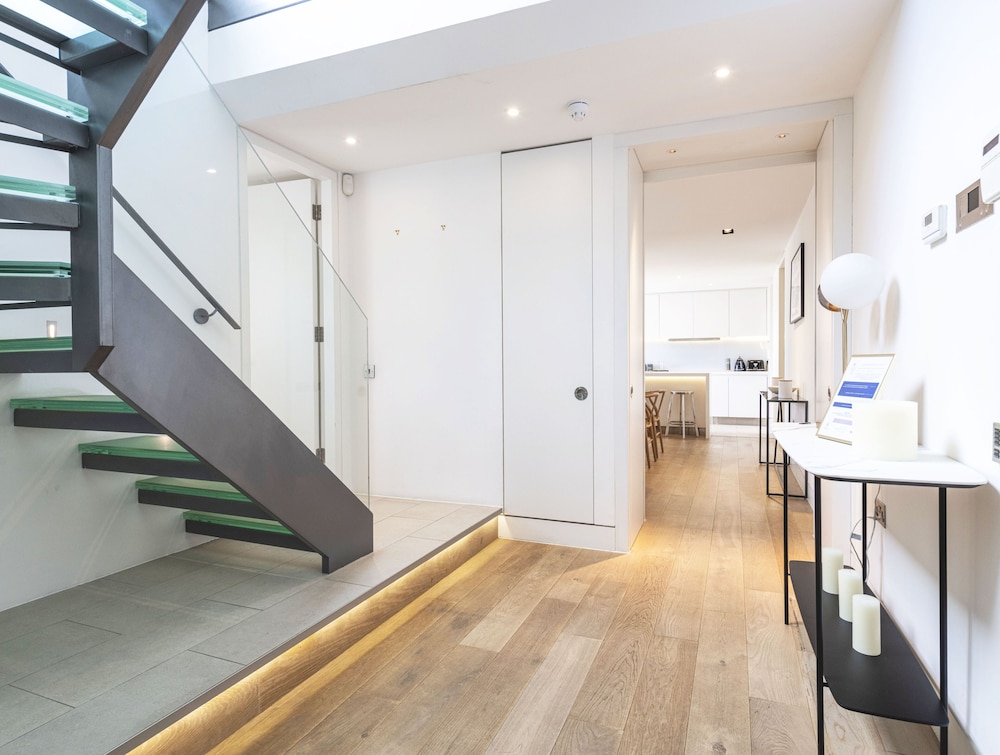 Accomodo London Waterloo - Luxury & Spacious Triplex Penthouse on Southbank