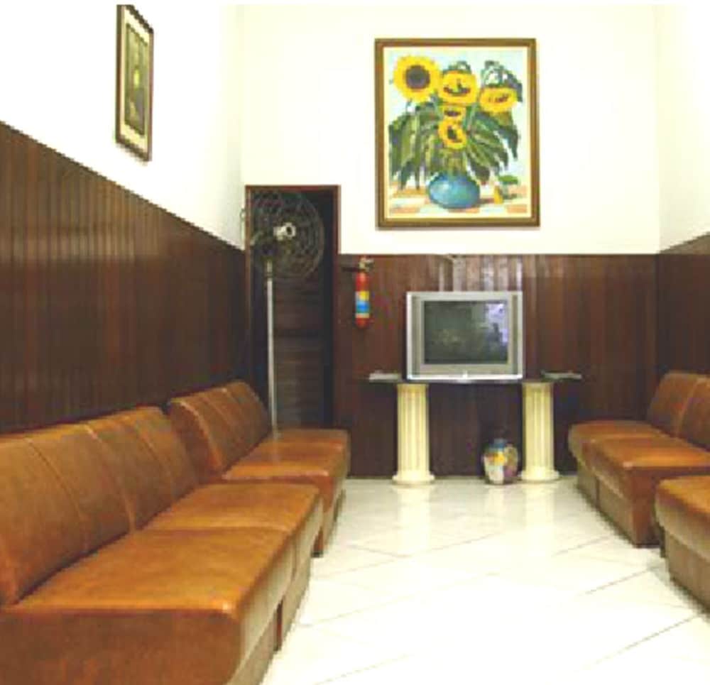 Hotel Imperial Inn