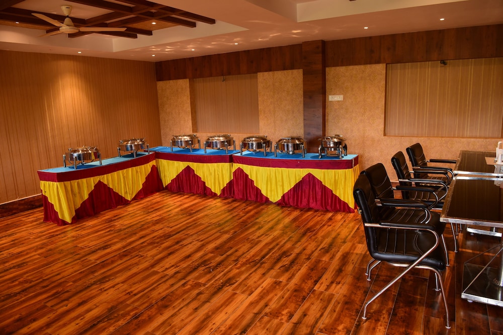 meeting & event spaces