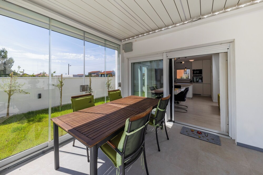 Alba Family Home