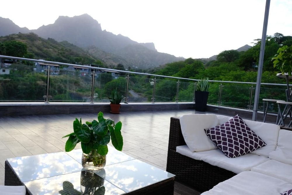 Villa Nayeli Luxury and Simplicity