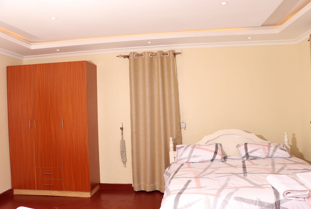 The Meru Manor is a Great Home set in Meru Town view 3