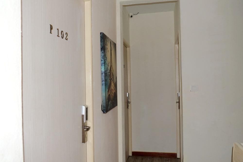 Natol Homestay - Paris BDC